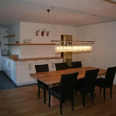 Haus Erika A 아파트 *